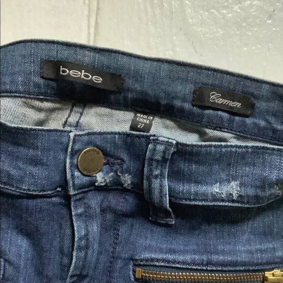 5/$25⭐️Bebe carmen Jean jegging 27 destroyed - Picture 3 of 7